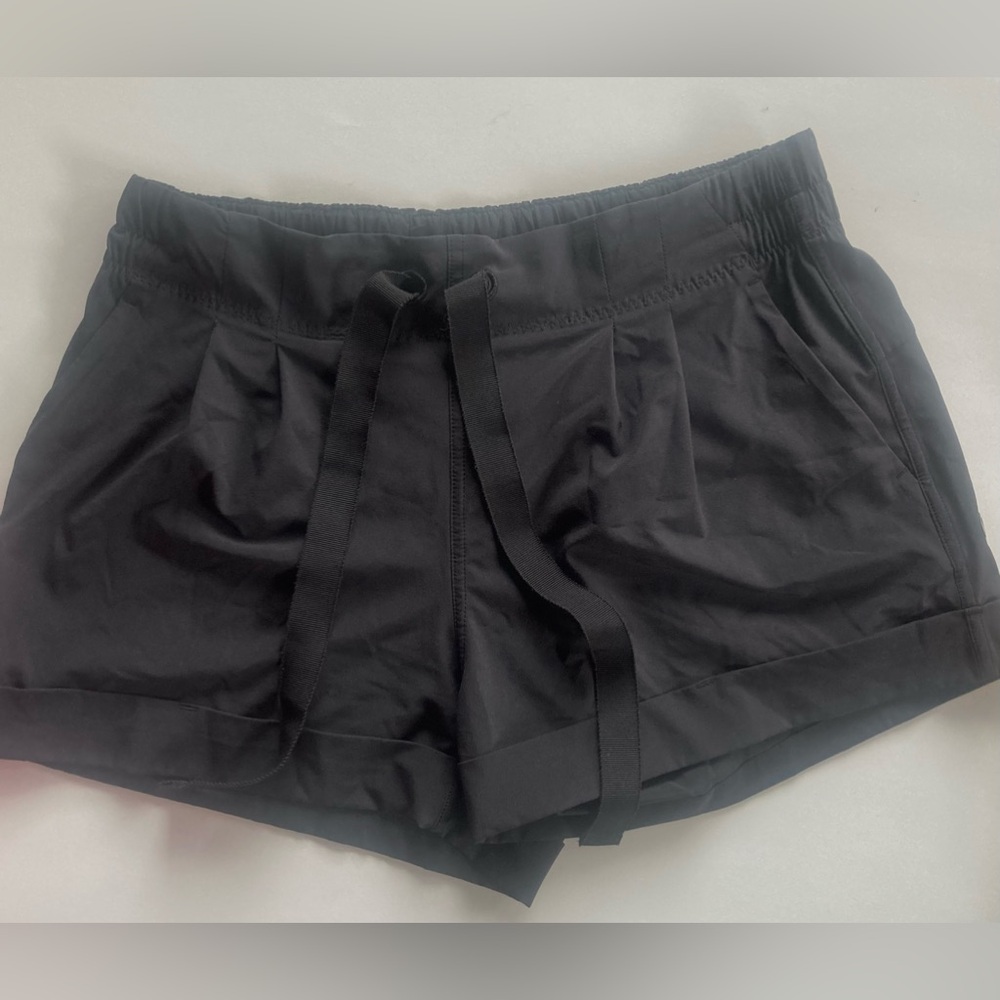 Lululemon Black Women's Shorts